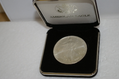 +MBA #19-133  "1995 Silver Eagle In US Mint Box