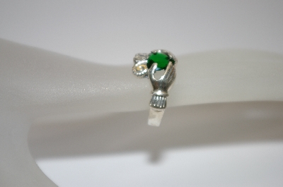 +MBA #19-560  Sterling Claddagh Green Quartz Ring