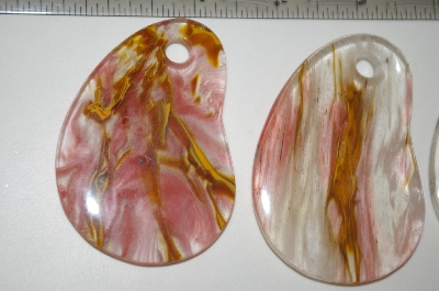 +MBA #23-062   "Set Of 3 Large Fancy Cut Agate Beads