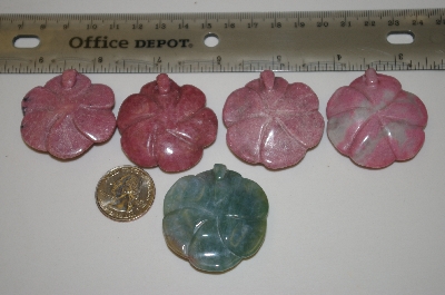 +MBA #23-068  "Set Of 5 Hand Carved Gemstone Rose Beads
