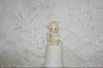 +MBA #PM    "Precious Moments 1984  Mother Sew Dear ( Thimble)"