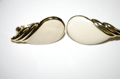 +MBA #25-331   Vintage Silver Tone White Enamel Clip On Earrings
