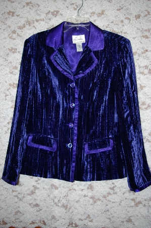 +MBA #5-1867   "Linea By Louis Dell'Olio Crinkle Velvet Jacket With Satin Trim
