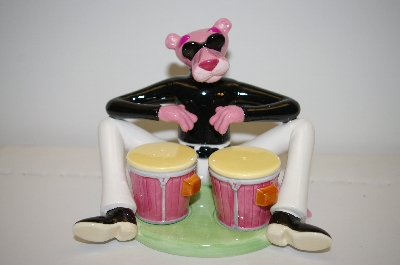 +MBA #33-147  "1998 Pink Panther Stand With Bongo Salt & Pepper Shakers