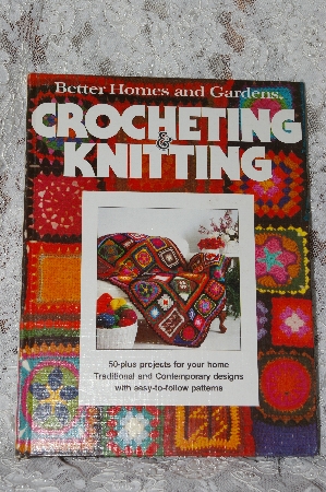 +MBA #37-251  "1977 Better Homes & Gardens "Crocheting & Kniting"
