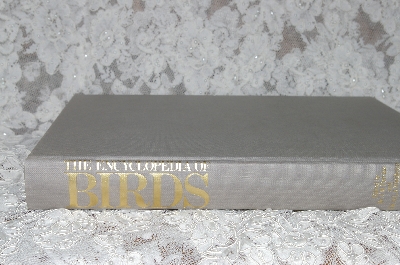 +MBA #37-045  "1985 The Encyclopedia Of Birds Large Hardcover