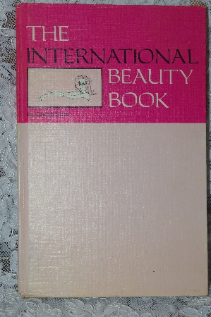 +MBA #38-018  "1970 The International Beauty Book