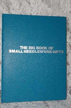 +MBA #39-044  "1980 The Big Book Of Small Needlework Gifts