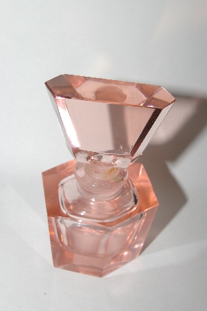 +MBA #55-253  Vintage Soft Pink Glass Perfume Bottle