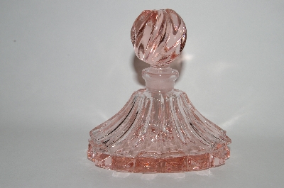 +MBA #55-155  Vintage Elegant Soft Pink Perfume Bottle With Round Glass Stopper