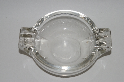 +MBA #65-054   Vintage Clear Glass Round Ashtray