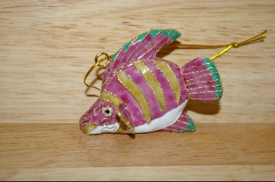 +MBA "Set Of 2 Beautiful Pink & Green Fish Ornaments #5082