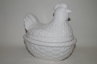+MBA #69-065  White Ceramic "Chicken" Serving Dish