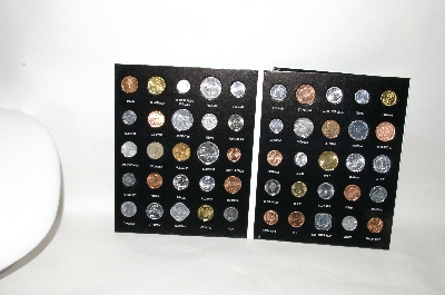 +MBA #78-135  "The New York Mint  Wonderful World Of Coins  Collecting "50 Coin 50 Contries" Set