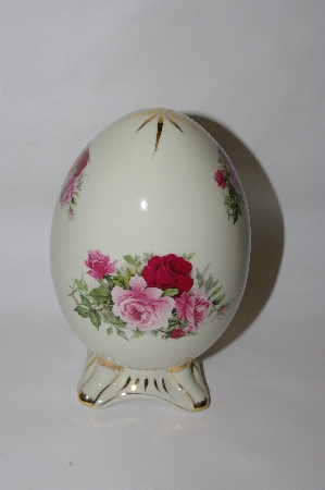 +MBA #79-033   Baum Bros. Formalities Large Pink & Red Rose Egg