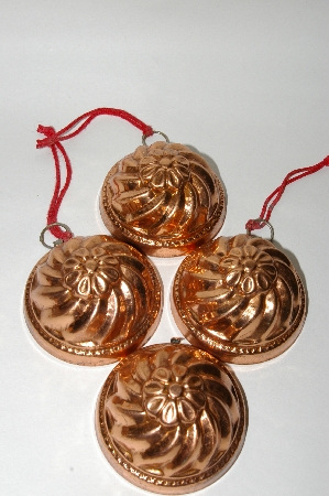 +MBA #79-049   Set Of 4 Vintage Copper Flower Center Jello Molds