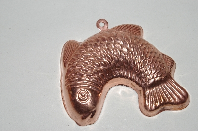 +MBA #79-024   Vintage Small Copper Fish Jello Mold