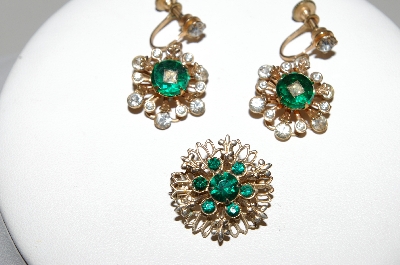 +MBA #95-088 "Vintage 3 Piece Goldtone Green & Clear Crystal Pin & Screwback Earring Set"