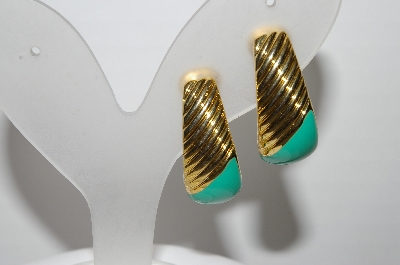 +MBA #94-142  "Vintage Goldtone & Green Enamel Clip On Earrings"