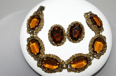+MBA #99-063  "Vintage Goldtone Brown Glass Stone Bracelet & Matching Earring Set"