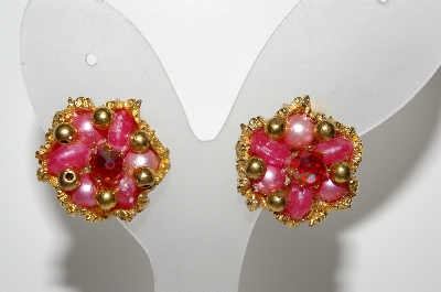 +MBA #E43-097  "Vintage Goldtone Shades Of Pink Acrylic Bead Earrings"