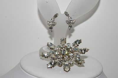 +MBA #E44-239    "Vintage Silvertone Clear Crystal Rhinestone Pin & Earring Set"