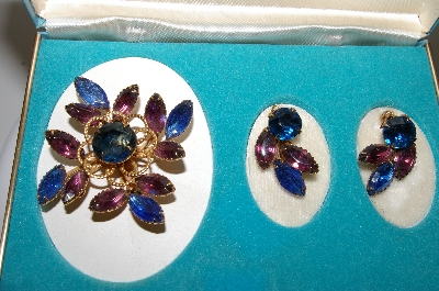 +MBA #E46-166  "Vintage Set Of Fashion Jewels Blue & Purple Glass Stone Pin & Earrings "