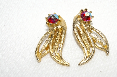 +MBA #E49-088   "Vintage Gold Tone Red AB Crystal Rhinestone Clip On Earrings"