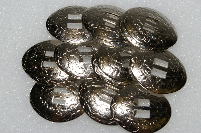 +MBA #S51-257   "Lot Of 18 Silvertone Oval Metal Concho's"