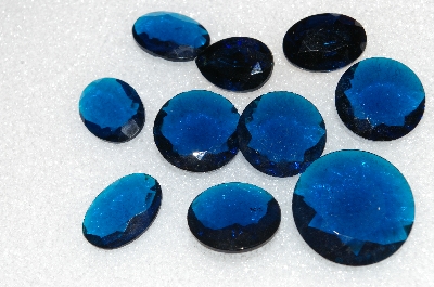 +MBA #S25-235 Vintage Lot Of Faceted Large Blue Glass Rhinestones"