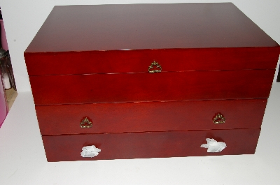 +MBA #S30-299   "2004 RSVP Handcrafted Wallace Silversmiths Flatware Chest"
