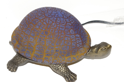 +MBA #S30-078   "2003 Blue/Brown  Crackle Turtle Accent Lamp"