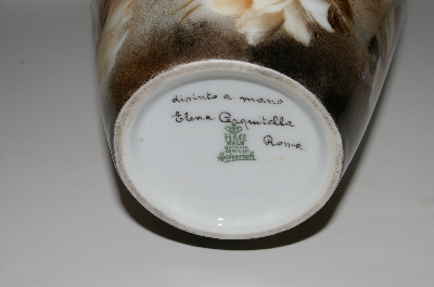 +MBA #S28-266     "H&C Selb Heinrich Hand Painted Rose Vase"