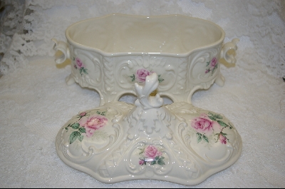+MBA #6907  Antique Look Victorian Ceramic Jerwerly Box
