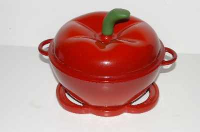 +MBA #S28-147  "2006 Technique Enameled Cast Iron 2 Qt Tomato Pot With Trivet"