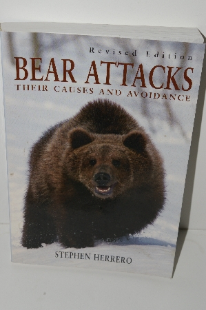+MBA #S31-041     "2002 Bear Attacks By Stephen Herrero"