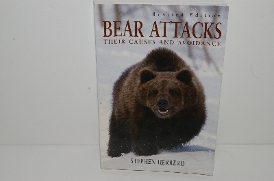 +MBA #S31-041     "2002 Bear Attacks By Stephen Herrero"