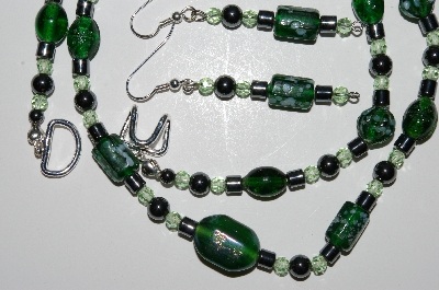 +MBA #B1-144  "Green Glass, Crystal & Hemalyke Bead Necklace & Earring Set"