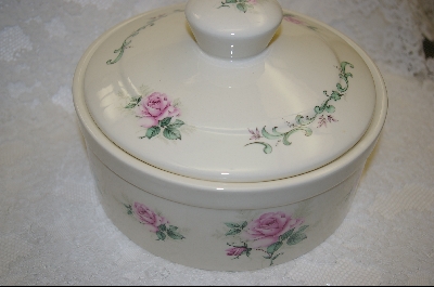 +MBA #6807  Ceramic Country Casserole Dish With Matching Lid