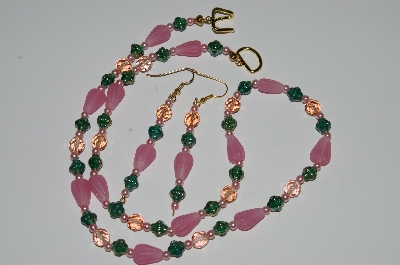 +MBA #B1-053  "Pink & Green Glass Bead & Pearl Necklace & Earring Set"