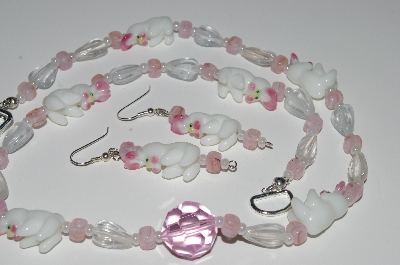 +MBA #B1-059  "White,Clear & Pink Glass Bunny Bead necklace & Earring Set"