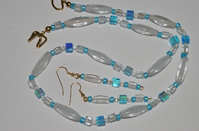 +MBA #B1-078  "Blue & Clear Glass Bead Necklace & Earring Set"