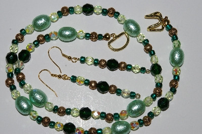 +MBA #B2-039  "Green Crystal, Glass Bead & Pearl Necklace & Earring Set"