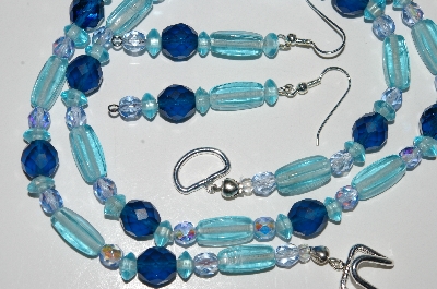 +MBA #B3-073   "Aqua Blue Glass Bead & Crystal Necklace & Earring Set"