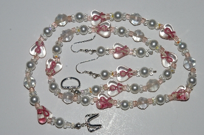 +MBA #B3-043  "Breast Cancer Clear Glass Heart Beads,White Pearls & Crystal Necklace & Earring Set"