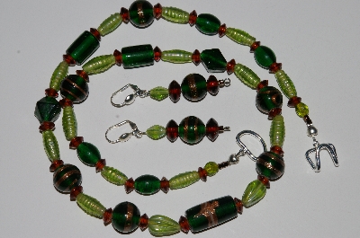 +MBA #B3-037  "Fancy Green & Brown Glass Necklace & Earring  Set"