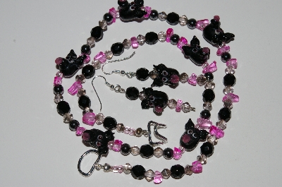 +MBA #B4-3009  "Fancy Black Glass Pig Head,Black Crystal & Hemalyke Bead Necklace & Matching Earring Set"
