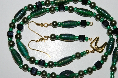 +MBA #B4-2974  "Green Luster Glass, Black Glass & Pearl Necklace & Matching Earring Set"