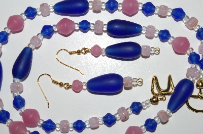 +MBA #B4-2944  "Matte Blue & Pink Glass bead Necklace & Matching Earring Set"