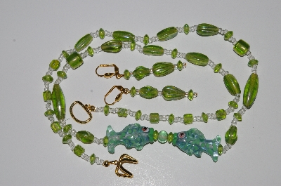 +MBA #B5-084  "Fancy 2 Lamp Worked Glass Fish & Luster Green Glass Bead Necklace & Matching Earring Set"